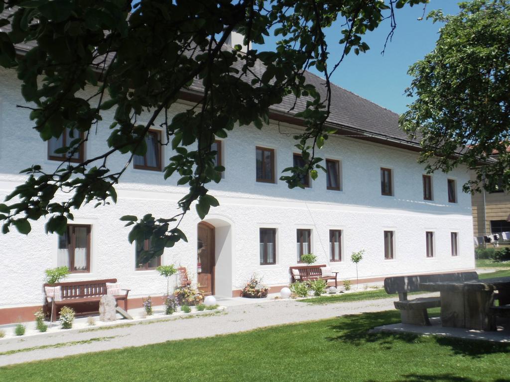 Auszeit Am Ziegenhof Nur Fuer Erwachsene Apartamento Schlierbach Exterior foto